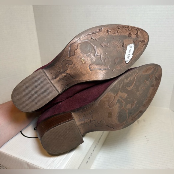 Steve Madden Austin Maroon Suede Leather Ankle Boots - Picture 2 of 11